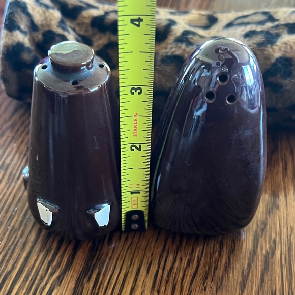 Vintage Black Ceramic Salt and Pepper Shakers - Picture 3 of 11